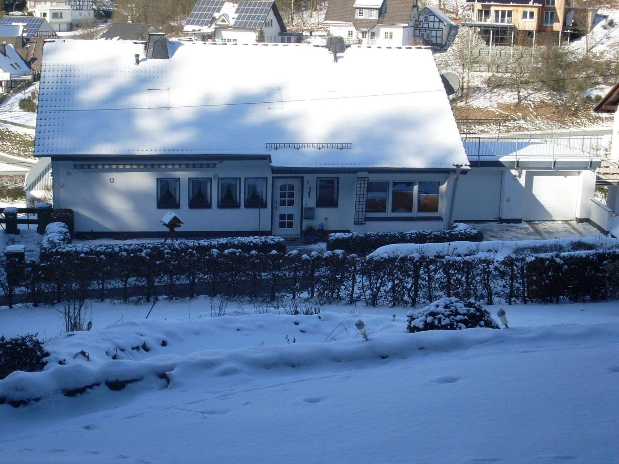 Ferienwohnung Am Waldrand Schmallenberg Exterior foto